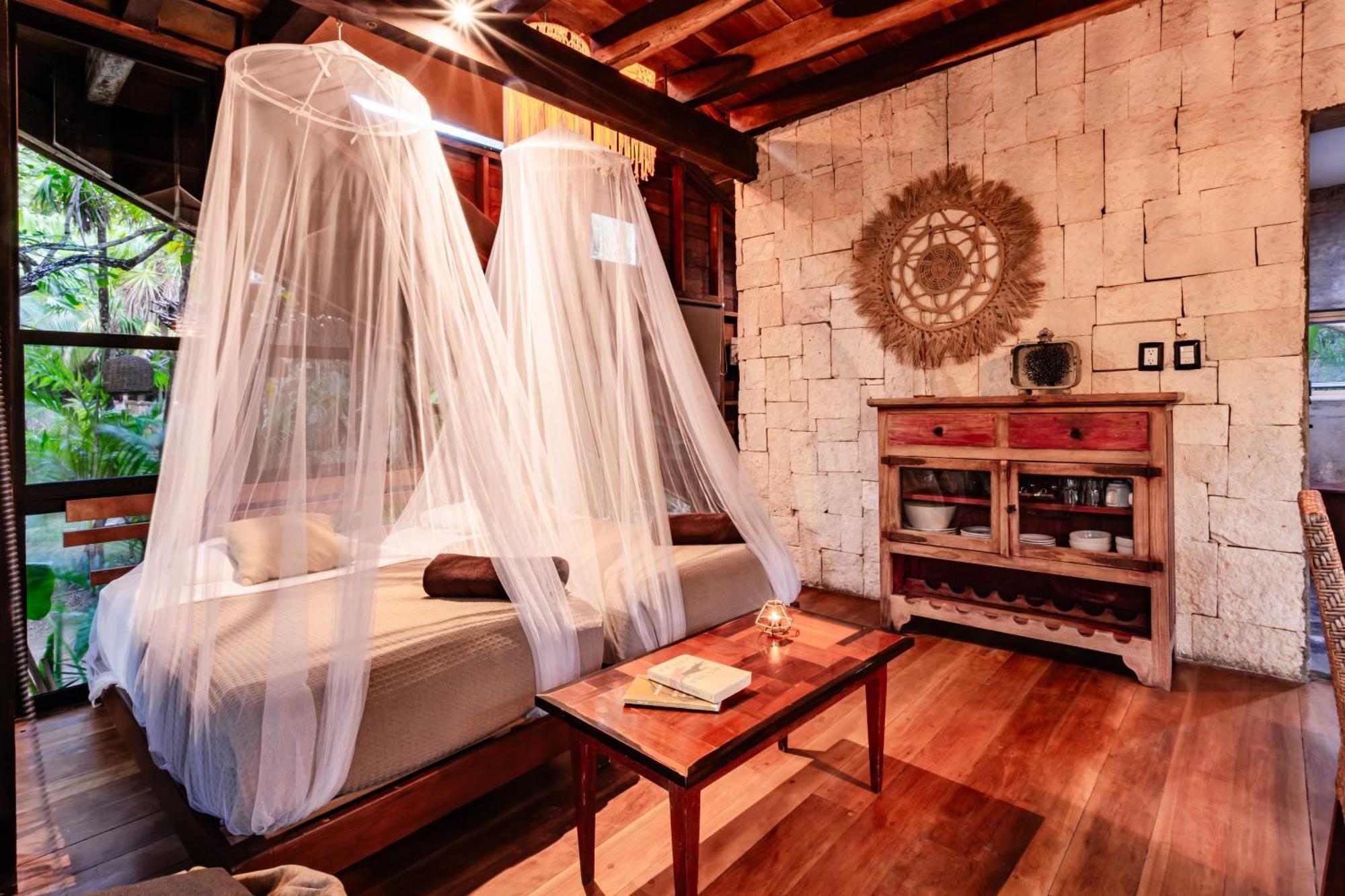 Vida Silvestre Lodge *